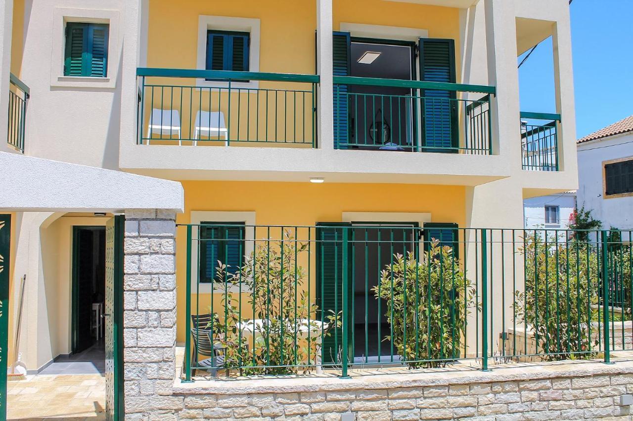 Wave Luxury Apartments Kassiopi Extérieur photo